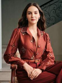 Anewsta 女士水钻镂空花卉蕾丝领长袖衬衫，适合圣诞节、感恩节、新年穿着 - 鏽棕色 - 查看 5