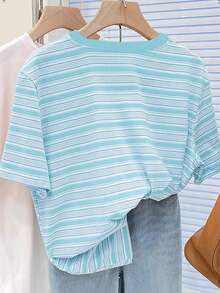 SHEIN Multi-Color Stripe Digital Printing & Embroidered Heart Regular Round Neck T-Shirt - Multicolor - View 2