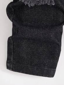 男童复古做旧黑色牛仔裤，街头休闲宽松版型，破洞设计，毛边裤脚，松紧腰带，五口袋设计，柔软棉质牛仔布，适合日常、派对、上学、通勤等场合，秋冬新品 - 黑色 - 查看 5