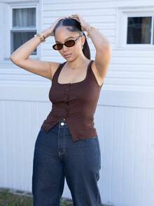 Melissa Matos Fransk stil fyrkantig hals ärmlös slitsstickad linne för kvinnor, sommar beskuren passande designlook - Brun - Visa 1