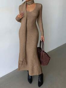 Elenzga 优雅浅杏色V领简约舒适复古风针织连衣裙配流苏围巾，适合秋冬通勤出游 - 卡其色 - 查看 4