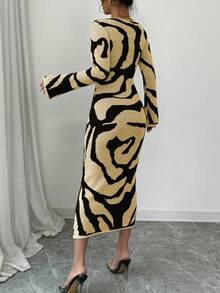 Elenzga 女士图案喇叭袖圆领修身针织连衣裙 - 淡黃色 - 查看 2