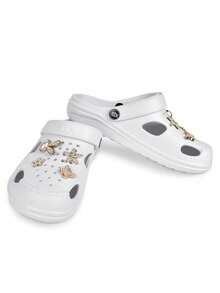 Sandalias tipo zueco de moda para mujer, Chanclas Para Mujer,tipo zuecos para adultos, cómodas y transpirables, perfectas para actividades diarias como pasear por casa, hacer las tareas del hogar, ir al jardín o dar un paseo corto. También son ideales para usar en condiciones de humedad como la playa, la piscina e incluso para trabajos que requieren estar de pie durante largos periodos.mientras que la correa ajustable facilita un calce cómodo y práctico.Pequeños accesorios metálicos en la parte superior del zapato (Emparejamiento aleatorio) - Blanco - Ver 15