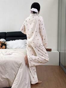 Cute Cartoon Bear Print Lapel Top & Pants Women Pajama Set Soft Pajamas Set Bear Print Pajamas Sleepwear Women Cute Sleepwear, Fall & Winter Clothes Cute Pajama Teddy Bear Pajama Set Kawaii Pajamas Cute Pj Set
