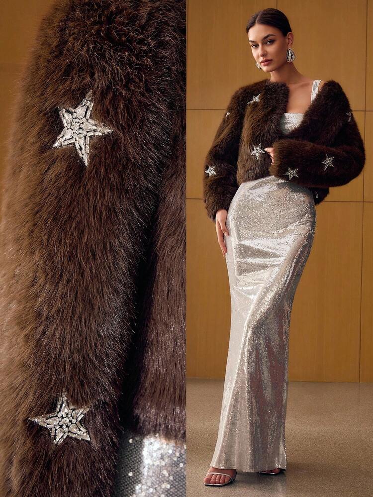 Cappotto corto da donna con decorazioni in strass a forma di stella e finta pelliccia, adatto per l'autunno/inverno