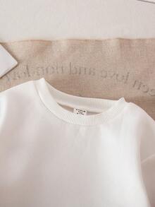 SHEIN 2pcs Baby Girl Cute Sports Casual Bow Knit Long Sleeve Sweatshirt & Elastic Waist Pants Set - Red and White - View 3