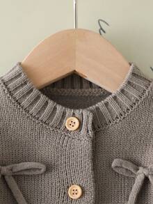 SHEIN Baby Girls Bow Decor Cardigan & Pants Knit Sweater Set, Soft & Comfortable, Suitable For Spring/Autumn Occasions: Casual, Outdoor, Travel, Holiday, Home, Daycare, Playtime Baby Set Autumn Winter Season Two Piece Winter Outfits For Toddler Knit Two Piece Toddler Baby Warm Sets Baby Sweater Set Autumn And Winter Two Piece Suit Toddler Suit Baby Girl Clothes Spring Fall Baby Elegant Clothes