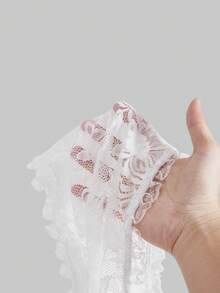 ROMWE Goth 哥特式宫廷风喇叭袖薄纱蕾丝露脐吊带上衣 - 白色 - 查看 5