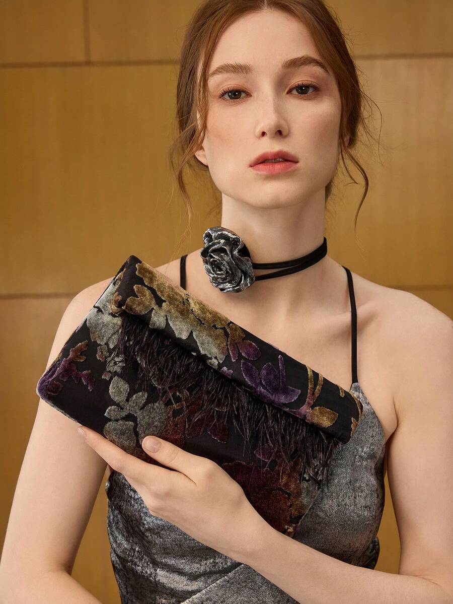 MOTF PREMIUM WOMEN'S FAUX FEATHER SQUARE CLUTCH - 多色絲絨 - 查看 1