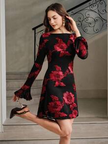 Anewsta Elegant Flare Sleeve Mesh Lace-Up Embroidered Short Dress, Suitable For Wedding Events, Fall - Burgundy - View 2