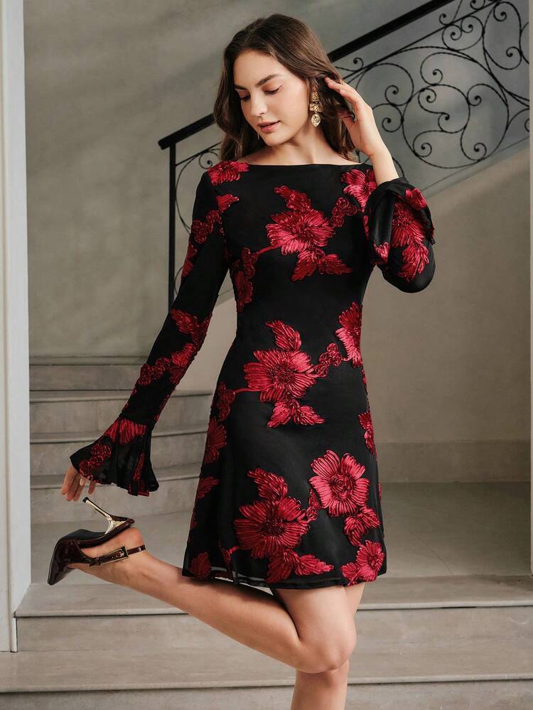 Elegant Flare Sleeve Mesh Lace-Up Embroidered Short Dress, Suitable For Wedding Events, Fall