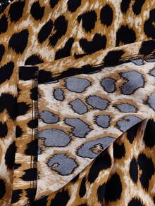 SHEIN Clasi Set da 2 pezzi da donna taglie forti, top a collo alto con paillettes nere e glitter, abbinato a gonna-pantaloncino in stampa leopardata a vita alta, adatto per feste, vacanze e uso quotidiano - Multicolore - Visualizzare 5