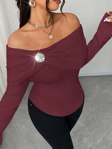 Elenzga Sweater Rajut Pendek Ukuran Plus Wanita Elegan untuk Sehari-hari, Model Bahu Terbuka, Warna Polos, Kerah Syal, Lengan Panjang, Dekorasi Rhinestone Logam, Model Kerut, Pas Badan, Musim Gugur - Burgundy - View 6