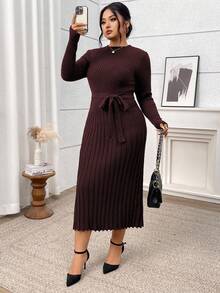 Modelyn 大码纯色圆领插肩袖褶裥腰身时尚中长连衣裙，带保暖内衬 - 酒紅色 - 查看 4