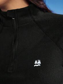 In My Nature 女士秋冬季插肩袖拉链半开襟户外抓绒外套 - 黑色 - 查看 7