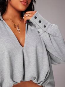 Rustia Retro American Sports Style Low V-Neck Pleated Raglan Sleeve Women Sweatshirt - Grey - View 6