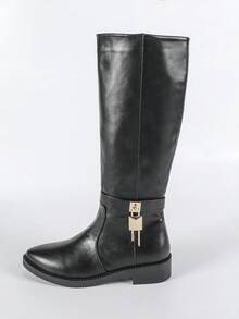 CUCCOO BIZCHIC Botas sobre la rodilla cómodas y antideslizantes para mujer, otoño/invierno 2025, con decoración metálica, botas negras para ir al trabajo, casual, versátiles, con cremallera lateral hasta el tobillo, suela gruesa y punta puntiaguda, estilo occidental de caña alta