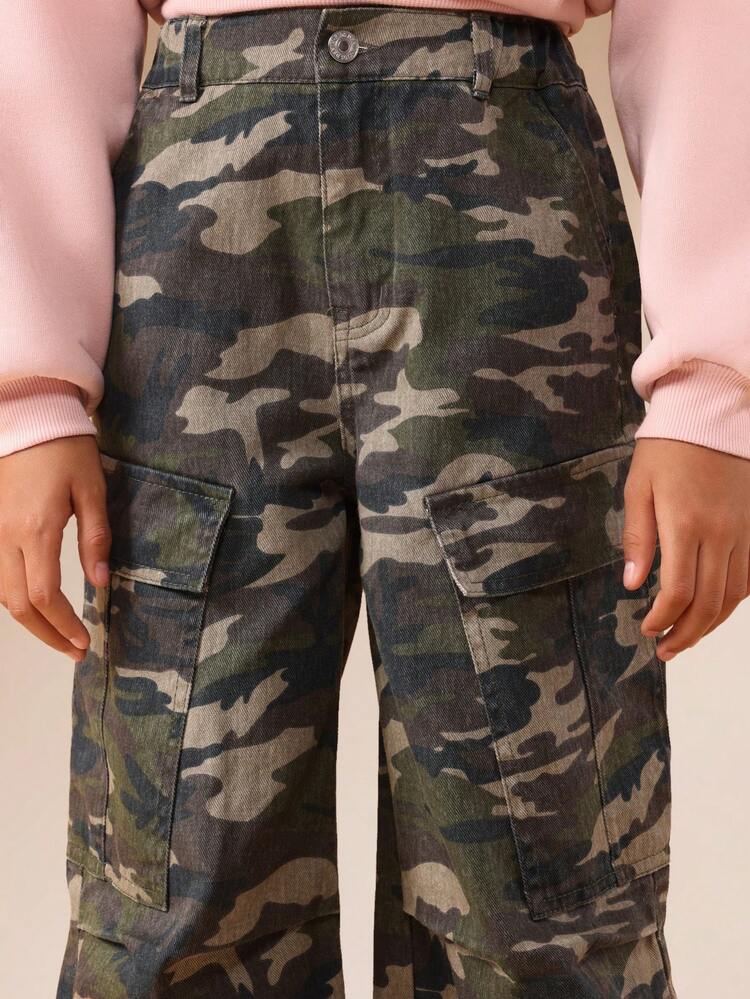 Wide Leg Camouflage Cargo Pants