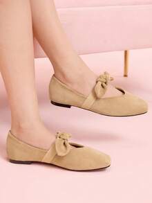 CUCCOO DOLLMOD CUCCOO Women's Square Toe Flat Apricot Velvet Bow Slip-On Loafers - Apricot - View 4