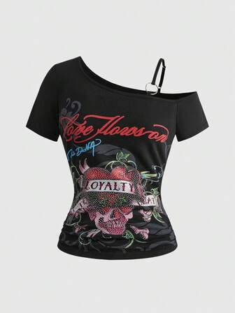 J-Fashion T-shirt da donna a maniche corte con spalla asimmetrica, decorata con strass a stampa di teschio e cuore, elastica e arricciata