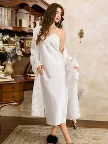 Côtesoire 两件套法式优雅蕾丝拼接睡袍，秋季迷人睡衣，白色，适合婚礼、情人节等场合。吊带蕾丝睡袍，性感两件套睡袍，蕾丝睡袍，薄纱睡袍，丝绸睡袍，女士秋冬服装。 - 白色 - 查看 4