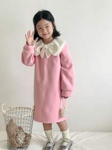 SHEIN 1 pieza Vestido de invierno elegante y versátil para niñas bebé, de manga larga, con cuello de lazo en contraste, de tela de lana rosa, corte holgado, minimalista y lindo, para otoño/invierno 2025 - Rosa - Ver 3