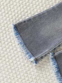 SHEIN Playful Pals 3件套女婴时尚别致套装：格子长袖衬衫+背带短款露脐上衣+喇叭牛仔裤休闲套装 - 棕色 - 查看 7