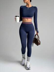 Dewbera Women's Seamless Contrast Color Raglan Sleeve Cropped Top And Leggings Sports Suit Athletic Two Piece Set - Navy Blue - View 1