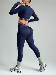 Dewbera Women's Seamless Contrast Color Raglan Sleeve Cropped Top And Leggings Sports Suit Athletic Two Piece Set - Navy Blue - View 2