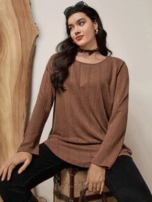 SHEIN LUNE Plus Size Casual Long Sleeve Textured Fabric T-Shirt With Curved Hem, Suitable For Autumn/Winter Holiday Outfit