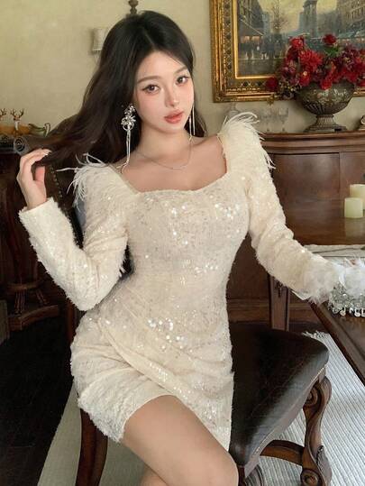 DAZY Women's Square Neck Long Sleeve Sequin & Feather Patchwork Short Elegant Dress New Year Christmas Carnival Sparkly Dress