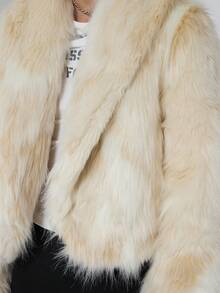 COUREZ 白色/Y2K风格仿皮草大衣，适合夜间外出、冬季派对等场合，优雅百搭。 - 杏色 - 查看 7