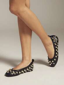SHUZIA Women's Fashionable Rivets Decorated Flats–Super Comfort And Sophisticated Punk Style - Black - View 4