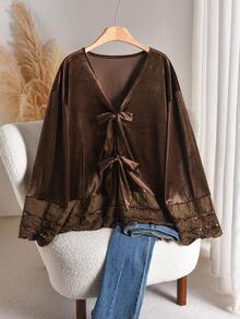 CosyJoli Camisa tipo cardigan de talla grande con lazo, parche de encaje y terciopelo - Marrón - Ver 1