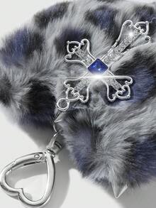 ROMWE Kawaii 1 Stück Y2K Retro Chic Punk High-End grau Kunstfell Tierdruck Nieten 3D Herz Kristall Cut Out Kreuz DIY Schlüsselanhänger Taschenbaumler, geeignet für Frauen, Alltagstragen, Urlaubsgeschenk - Grau-31 - Übersicht 10