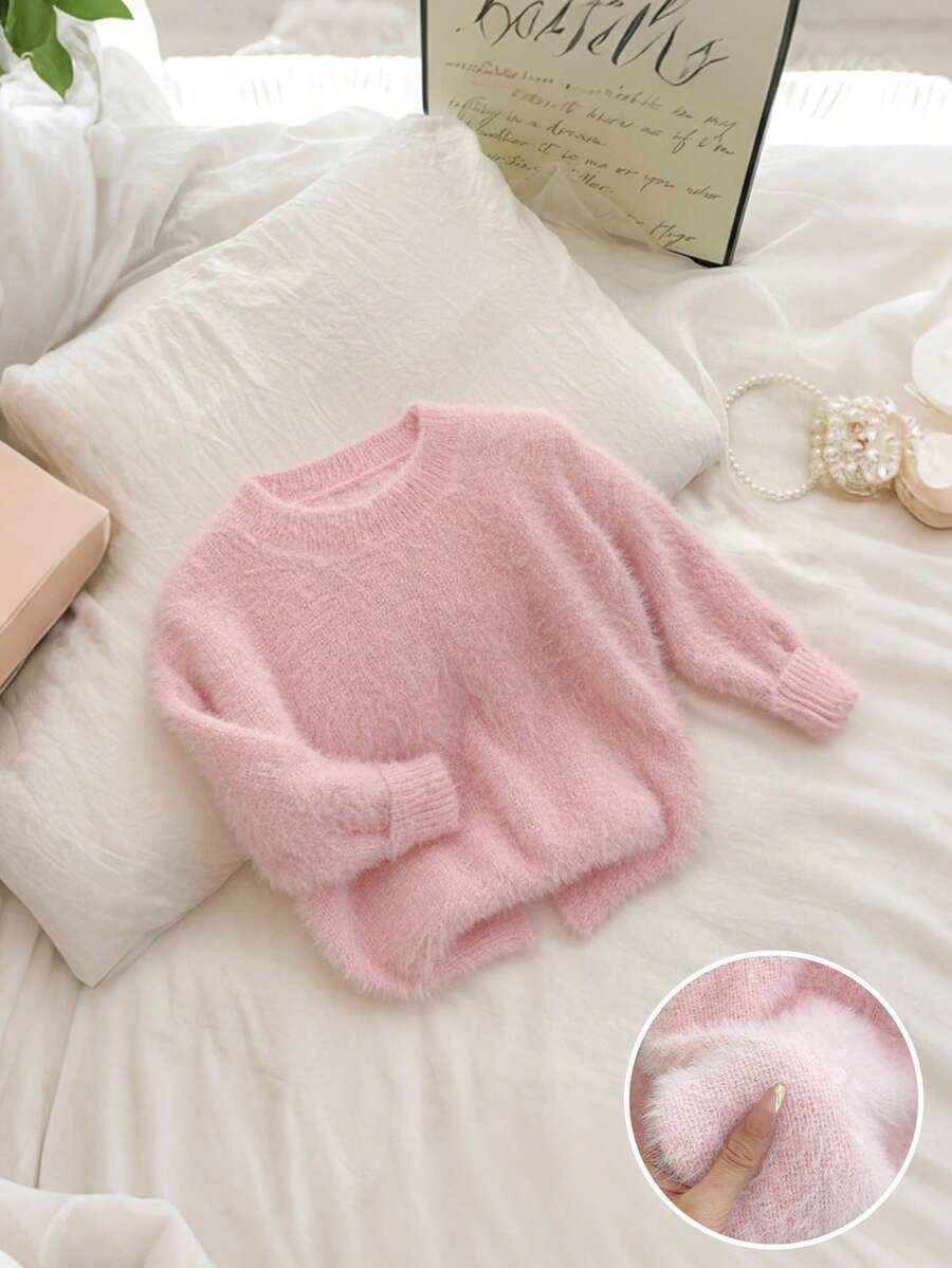 SHEIN 新款时尚百搭简约浅粉色套头针织毛衣，适合女宝宝穿着，包括婴儿针织衫、女宝宝冬季毛衣、女宝宝套头衫、保暖女宝宝服装、婴儿针织衫、婴儿毛衣、女宝宝秋冬套头衫、女宝宝毛衣、女宝宝秋季毛衣、婴儿长袖上衣、黑色婴儿上衣、女宝宝秋季毛衣。 - 粉色 - 查看 1