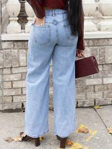 Melissa Matos Front Button Multi-Pocket Casual Loose Jeans, Daily Wear - Light Wash - View 2