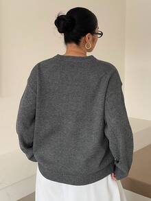 Dazy Plus 大码女式V领休闲宽松套头毛衣，通勤百搭，秋冬季 - 灰色 - 查看 2