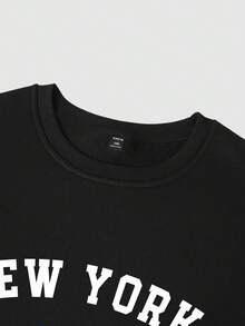 Manfinity Joysei 加大码男士字母和国旗印花圆领长袖套头卫衣