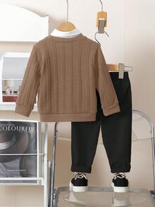 2pcs/Set Boys Outfit, Top: Textured Navy Blue Knit Sweater With Red Embroidered Graphic On Left Chest, Bottom: Khaki Pants, Suitable For Commute, School, Casual Daily Wear, Spring/Summer, Back To School Season - Multicolor - View 2