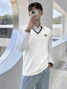 Claim Dot Herr V-ringad stickad tröjväst med grafiskt tryck och kontrastdetaljer, för vintern - Vitt - Visa 3