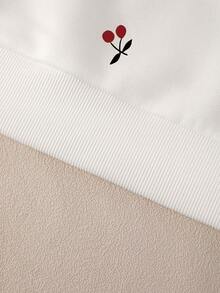 Resyla Women's Outdoor Pullover Sweatshirt, Autumn/Winter, Back To School, Teacher's Day, Outdoor, Cherry Pattern Design Print, Long Sleeve Hooded Sweatshirt, Street Photography, Holiday & Casual Wear, Must-Have, Eye-Catching, White, Women's Regular Fit Hooded Long Sleeve Sweatshirt - White - View 4