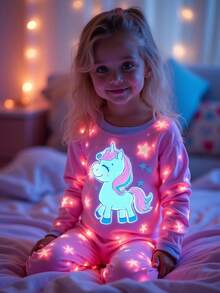 2 Piece Sets Snug Fit Pjs  Baby Girls Cute Unicorn & Star Print Knitted Elastic Fabric Soft Comfortable Glow In The Dark Long Sleeve Top And Pants 2 Pieces Pajama Set .This Product Requires UV Light Exposure To Glow. Unicorn Outfit For Girl Toddlers