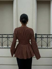 Siren Gaze Áo sơ mi dài tay hai hàng cúc, thắt eo hai bên, chất liệu mềm mại, thân thiện với da, phù hợp cho công sở hoặc du lịch, màu nâu, phong cách thường ngày mùa đông. - Cà phê nâu - Xem 2