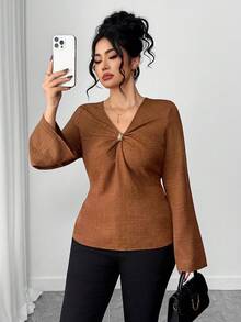Elenzga Plus Size Women's V-Neck Shirt With X-Buckle Decor, Fashionable, Sexy, Elegant, Suitable For Work And Everyday Wear - Brown - View 4