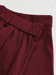 Calvaya Váy ngắn chữ A xếp ly cạp cao màu đen cỡ lớn kèm quần short an toàn cho nữ - Màu Đỏ Sâu - Xem 3