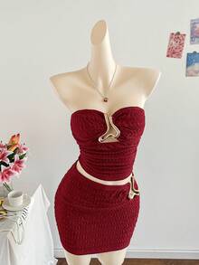 Soleia 2pcs Women's Summer Burgundy And Gold Knit Set,Seksi Chic Fitted Cropped Halter Top With Metal Heart Decor & Bodycon Mini Skirt,Club Night Party Set - Burgundy - View 4
