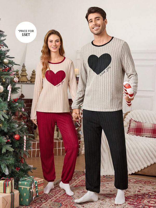 CoupledUp Conjunto de pijama casual para hombre con estampado de corazón y letras acanalado