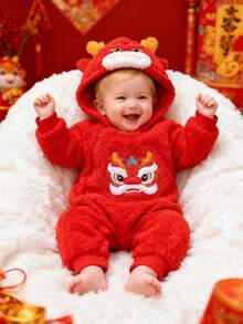 SHEIN 新生儿节日套装，中国节日元素可爱刺绣长袖长裤毛绒连体衣，宝宝中国新年套装 - 紅色 - 查看 1