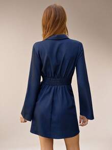 Avantive Vestido Curto Casual Feminino de Cor Sólida com Cintura Marcada - Lavagem escura - Visão 2